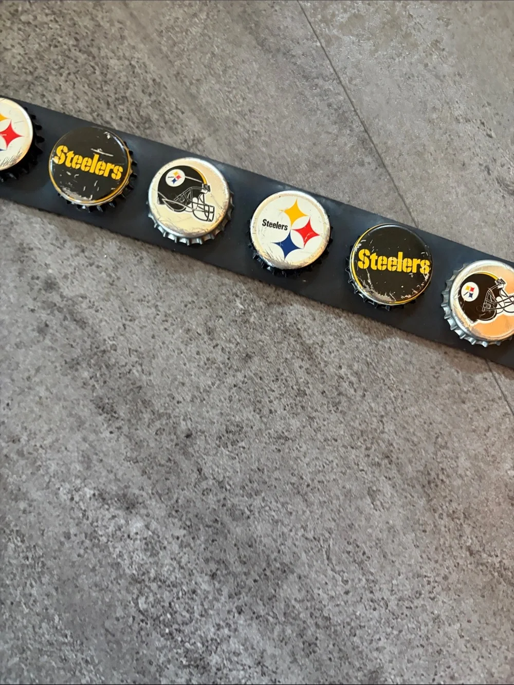 Pittsburg SteelersLittle Earth Black Seatbelt-Style Logo Belt with Silver Buckle